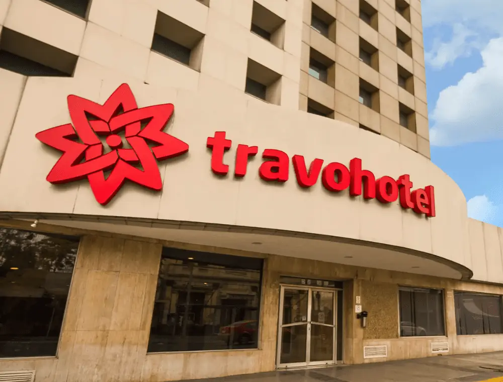 Fachada del Travohotel Monterrey Histórico en el centro de la ciudad